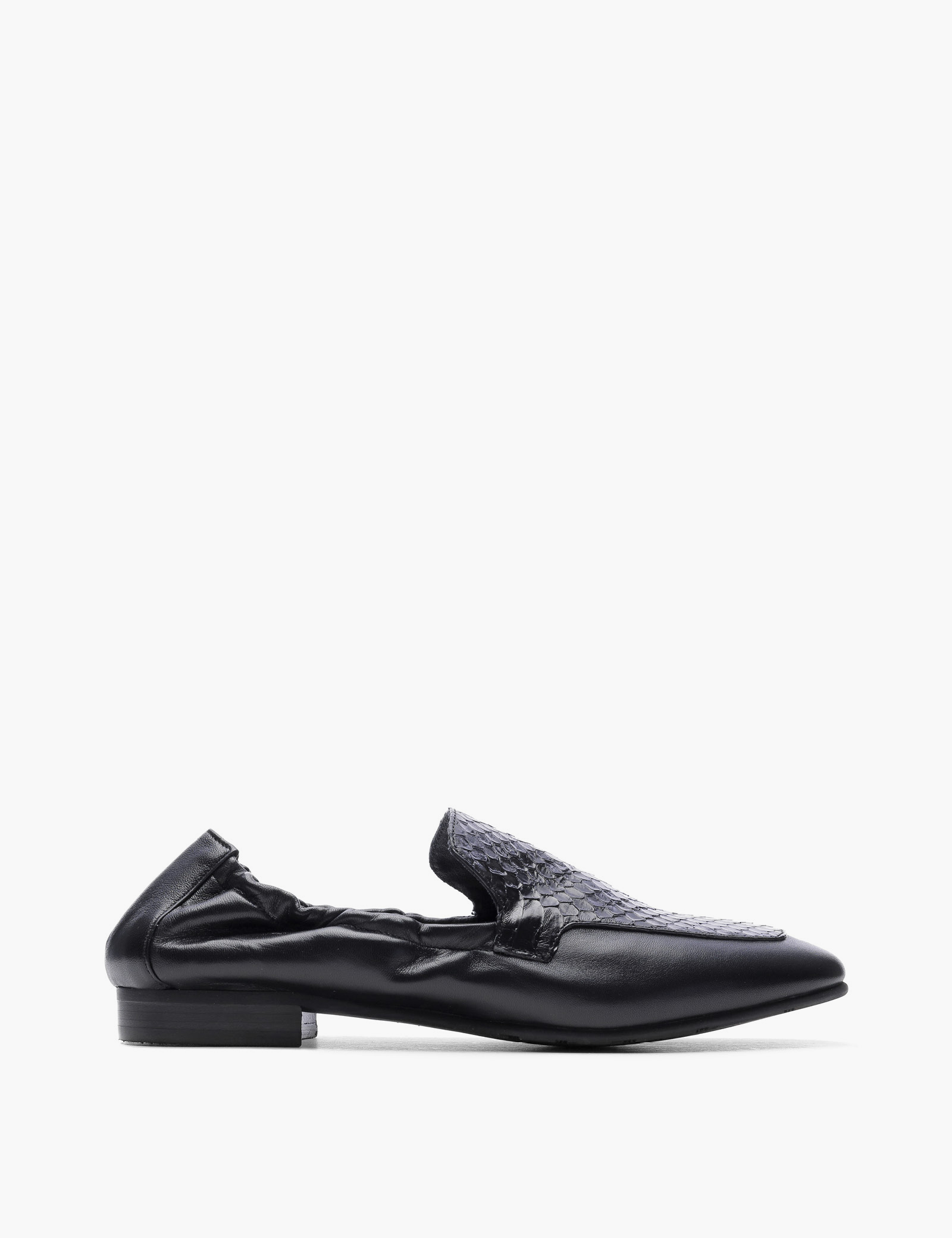 53072 | BLACK – Voltan since 1898